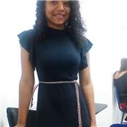 Profesora de matemáticas y castellano que brinda conocimiento aprendiendos