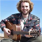 Lezioni di chitarra classica,acustica ed elettrica con docente diplomato in Conservatorio