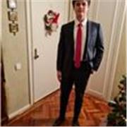 Estudiante de segundo de carrera de Derecho y ADE imparte clases a chicos de primaria
