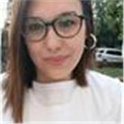 Docente y estudiante avanzada de derecho