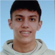 Soy estudiante de ingeniería mecánica y dispongo de grandes capacidades para impartir clases de matemáticas