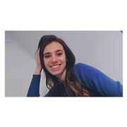 Ragazza che cerca ragazzi abbiano bisogno nello studio in diverse materie come italiano,storia ,francese,inglese