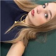 Studentessa Bocconi, diploma linguistico e certificazione IELTS, offro lezioni di lingue e aiuto compiti a Milano, anche online.