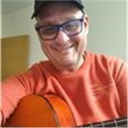 Doy clases particulares de piano, guitarra y lenguaje musical, de todos los niveles