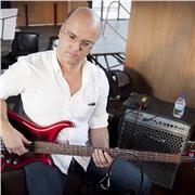 Clases de guitarra y bajo