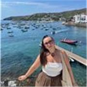 Soy graduada en el doble grado de estudios ingleses y educación primaria bilingüe 