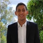 Profesor de apoyo escolar especializado en clases para niños y adolescentes de forma online y presencial