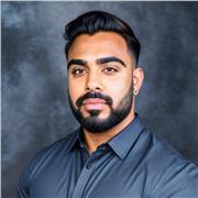 English tutor with an engaging and tailored approach to help students of all levels worldwide achieve fluency and confidence.