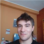 Profesor titulado en Diseño Gráfico y Diseño Web con trasfondo como ilustrador y animación.