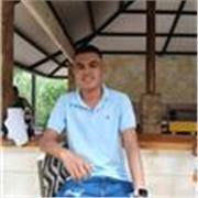 Profesor de apoyo escolar especializado en Química, con experiencia en clases para niños y jóvenes de forma presencial y virtual