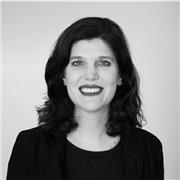 Dozentin für Spanische und Englische Literatur, Kultur, die Universitäts- und Abiturstudent*innen unterrichte