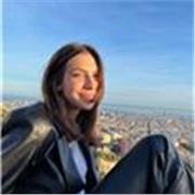 Sono criminologa e corso psicologia come seconda laurea. Sono nata a Barcellona, madrelingua in spagnolo e catalano