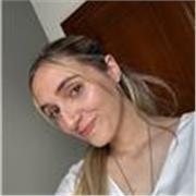 Soy una persona responsable, organizada y comprometida con el aprendizaje de mis alumnos. Cuento con un nivel B2 de inglés y disfr