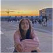 Profesora de inglés, con experiencia en clases particulares y con niños y niñas de primaria! 