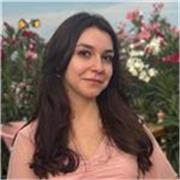 Hello! My name is Karolina and I teach English. I used to live New York City where I expanded my language knowledge.