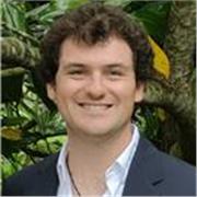 Profesor titulado en Ingeniería de Telecomunicaciones con el Master de Profesorado habilitante.