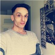 Beginner tutor for English, optimistic, ambitious and fun!