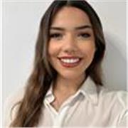 Profesora de primaria apta para todas las edades y niveles
