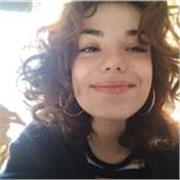 Profesora de apoyo escolar para niños de la eso