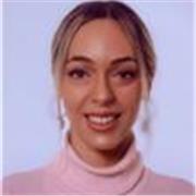 Educadora social y docente, con años de experiencia en el sector y pasión por la enseñanza. 