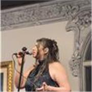 Profesora de música, canto y guitarra alumnos de todas las edades
