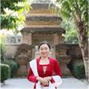 Laureata in Letteratura Cinese a Beijing Normale Pechino