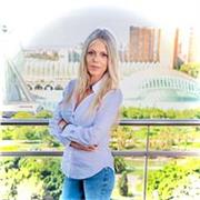 Docente, + 5 años de experiencia titulada en Business Coaching y mentoría empresarial imparte clases desarrollo competencias. 