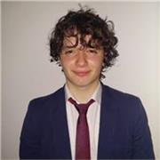 Graduado en biotecnología por la Universitat Politècnica de València, habiendo cursado los estudios en inglés.