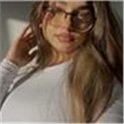 Soy una chica de 16 que he acabado 1ero de bachillerato con una media de notable y me gustaría dar clases de refuerzo