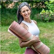 Ayudo a personas a regular su sistema nervioso combinando Safe and Sound Protocol, mindfulness y yoga, mejorando la resiliencia