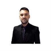 Profesor y licenciado en ciencia política para todas las edades