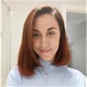 Veterinaria colegiada con experiencia docente y Máster en Biomedicina