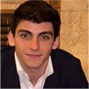 Alumno de 4º de Ingeniería industrial da clases on line