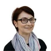 I am a smiley, friendly, committed, professional and passionate tutor who puts every effort to make my Spanish students excel. 