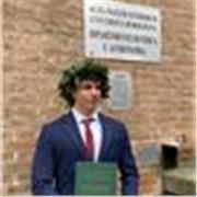 Insegno principalmente materie STEM, matematica , fisica, scienze, biologia e chimica a tutti i livelli sino a quello universitari