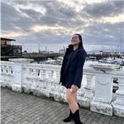 Profesora de Geografía y Naturales, apta para todos los cursos de primaria y ESO