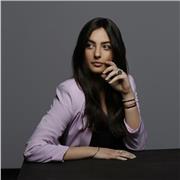 Laureanda in arti visive offre lezioni di fotografia