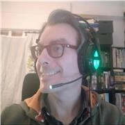 Profesor de informática educativa y programación de videojuegos para alumnos de 7 a 14 años.