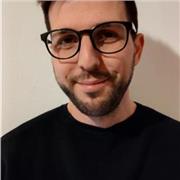 Laureato in Studi storici  impartisce lezioni di Storia, Italiano, FIlosofia e Geografia