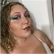 Profesora estudiante experta en estética, Maquillaje Profesional y Caracterización 