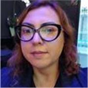 Aulas de língua portuguesa, com conteúdos gramaticais e literários