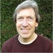 I'm a native English teacher with many years' teaching experience.