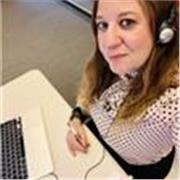 Traduttrice e interprete professionista con cui migliorare la conoscenza della lingua inglese in modo interattivo e personalizzato!