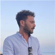 Offro lezioni in : italiano, filosofia , storia , matematica , inglese