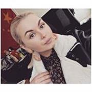 I teach Mandarin to children, teens, and adults with simple, structured and enjoyable lessons. 