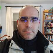 Se imparte clases o grupo reducido de matemáticas de Primaria, Secundaria y Bto. Y para los grados de Marketing, Economía, Ade y Ade-De