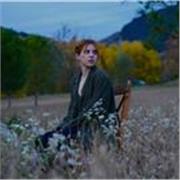 Soy una persona abierta y creativa, con muchas ganas de adaptarme a las necesidades y ritmos de cada alumno.