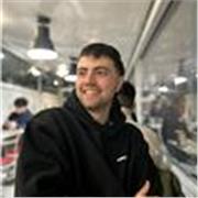 Laureato in ingegneria meccanica propone lezioni di matematica e fisica a tutti i livelli