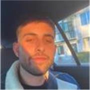 Profesor de primaria y secundaria imparte todas las asignaturas. Bilingüe