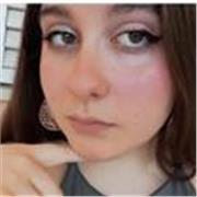 Estudiante universitaria dispuesta a dar clases de castellano, valenciano o inglés